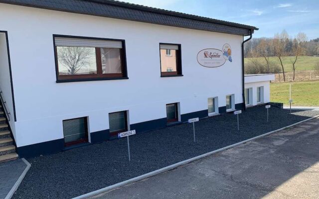 Ferienwohnungen Weis am Bostalsee