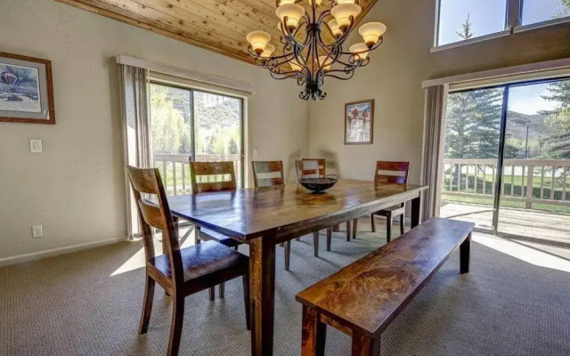 Solamere Drive Private Home by Alpine Ski Properties