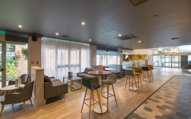 Holiday Inn Swindon by IHG