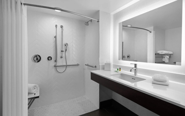 Holiday Inn Hasbrouck Heights-Meadowlands by IHG