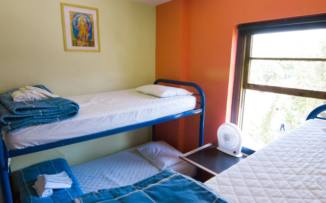Ocean Island Inn Backpackers Suites - Hostel