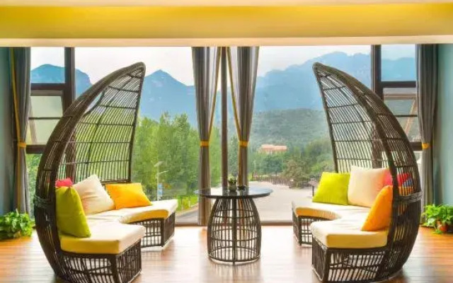 Yuntai Mountain Muze Shanli Hotel