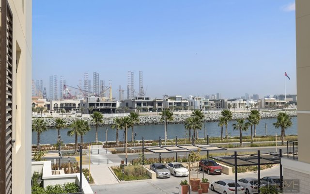 WelHome - Incredible Waterfront Apt With Mesmerizing views