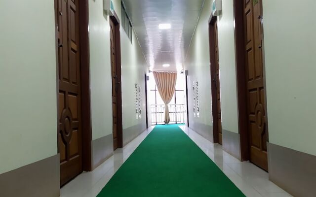Hotel Crown