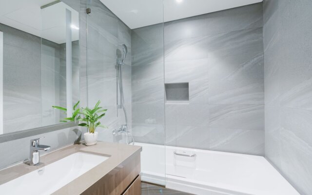 Lexington Apartments - Westlake