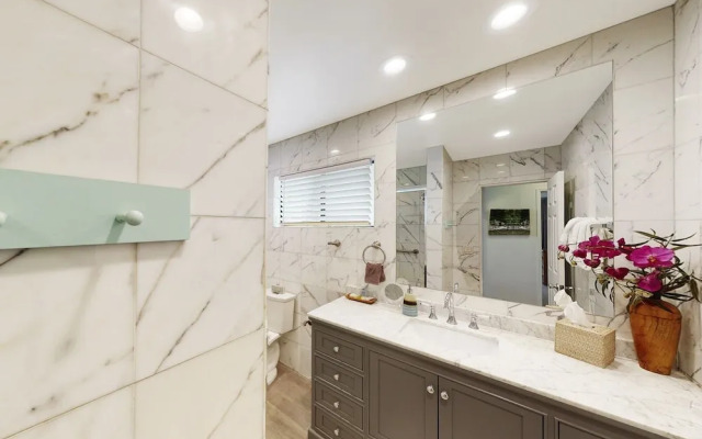 Punahele 3 Bedroom Home by RedAwning