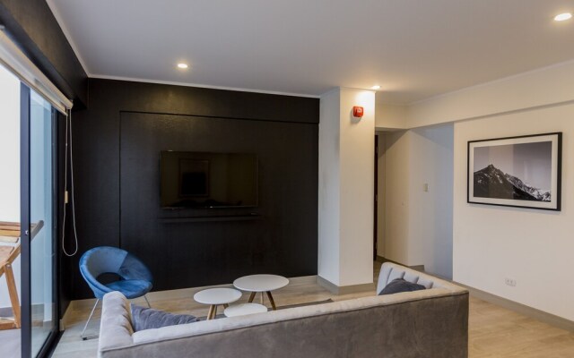 Cosmopolitan Duplex in Barranco