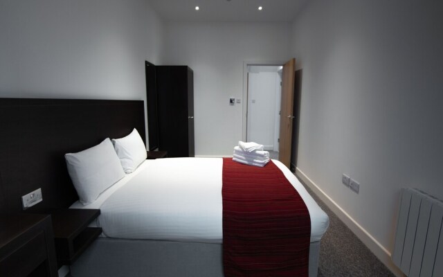 Somerville Apartments  London Heathrow