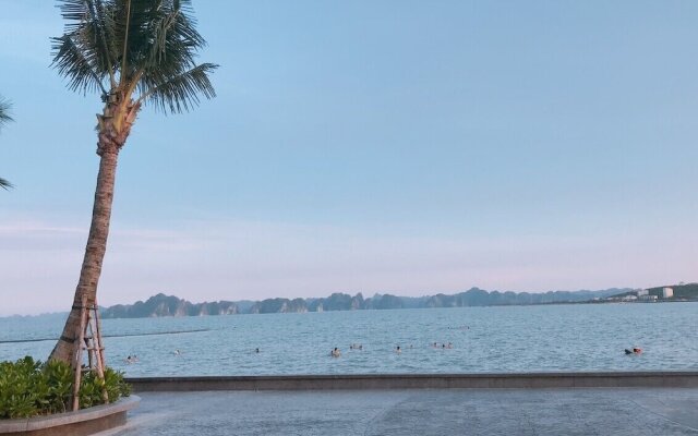 Halong & Me Hometel
