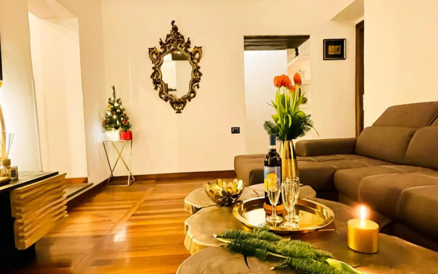 Trevi Fountain Luxury Guest House