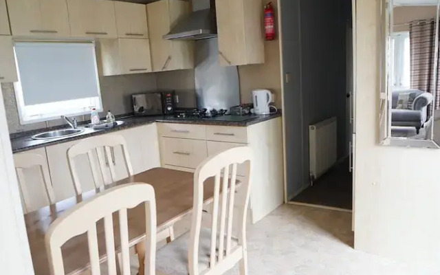 8 Berth Caravan at Manor Park Hunstanton Free Wifi