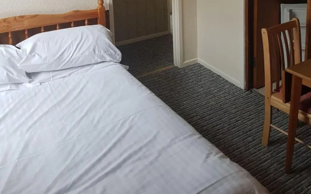 Flat Apsley 3 Sleeps 4 Near Beach