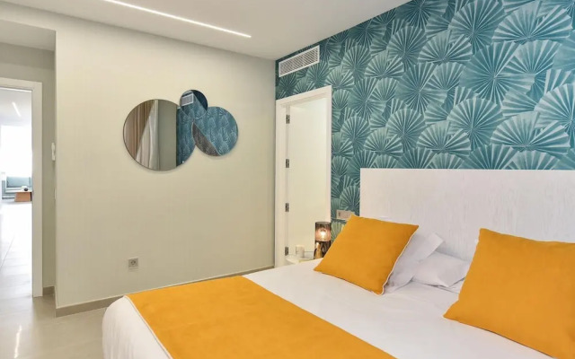 Villa in Salobre With Pool & Golf Nearby