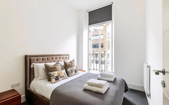Stylish Two-bed Flat Near Oxford Circus