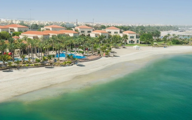 Al Raha Beach Hotel Villas