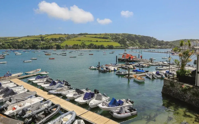 7 Island Quay