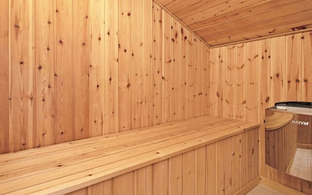 8 Person Holiday Home in Dannemare