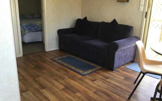Riviera Caravan Park