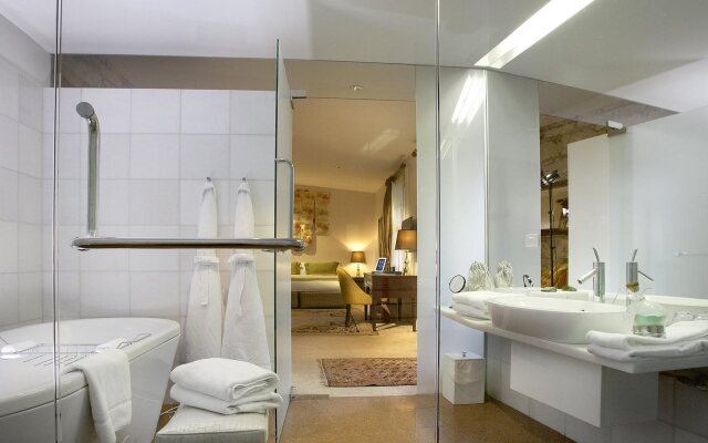 Islington Hotel