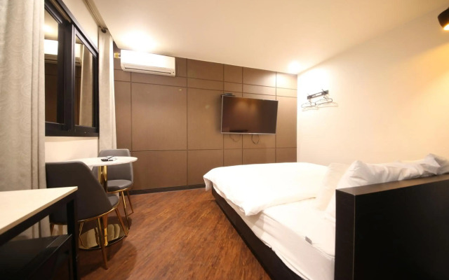 2 Heaven Hotel Seogu