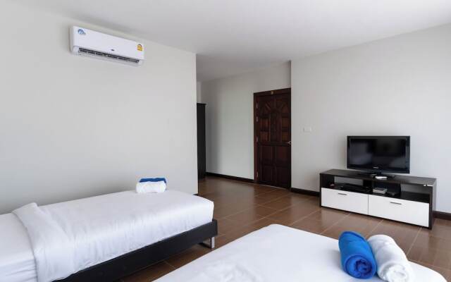 East Villa 4