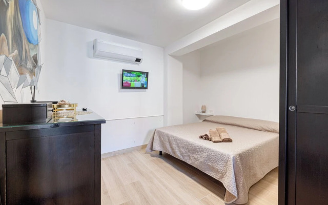 Merlo D - town center & private parking