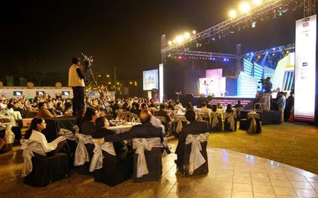 Tivoli Garden Resort Hotel