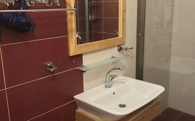 Signature Suite -Al Zahra Towers-