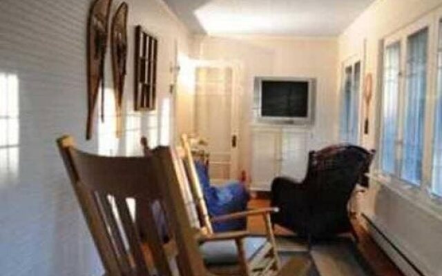 The Nobnocket Boutique Inn( Ex. The Doctor's House)