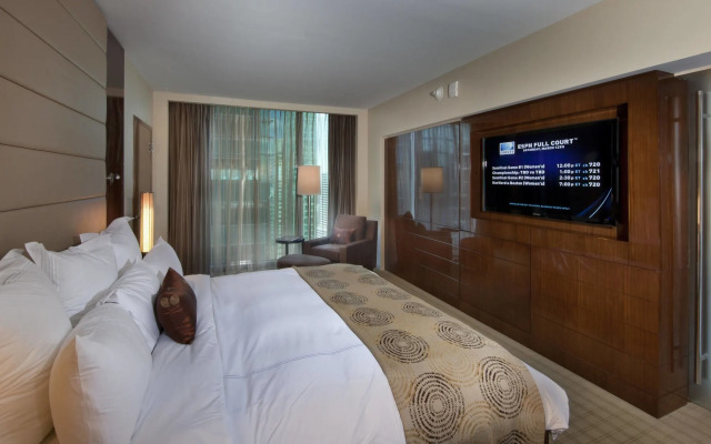 JW Marriott Marquis Miami