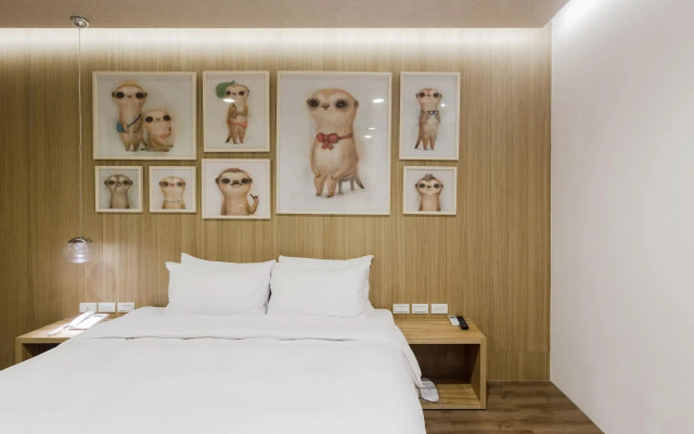 Green Hotel