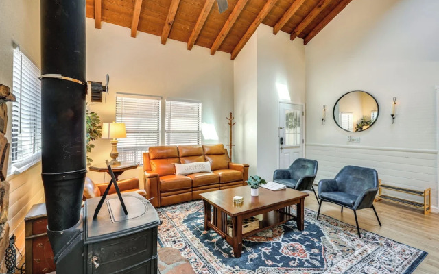 Grill & Games: Family-friendly Flagstaff Getaway!