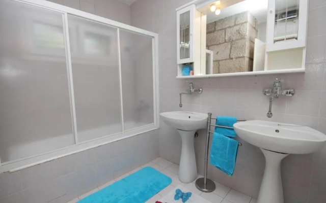 Apartments by the sea Korcula - 9000