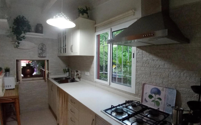 Casa con jardín frente Playa de Burriana