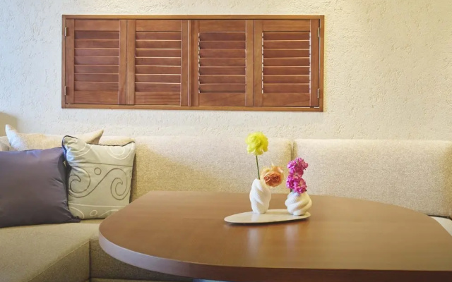BATON SUITE Okinawa Kouri Island
