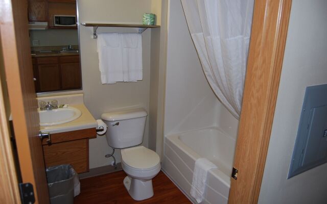 WoodSpring Suites Des Moines Pleasant Hill