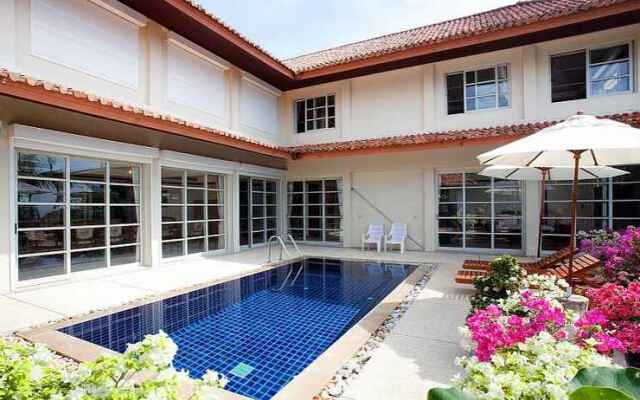 Ruedi Villa - 2 Plus 1 Bed Holiday Home with Pool at Kata Beach Phuket