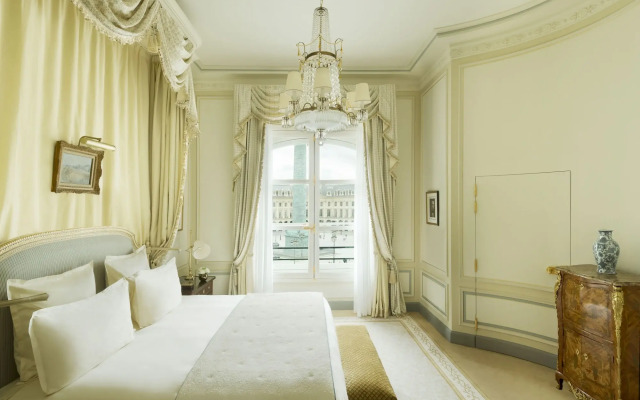 Ritz Paris