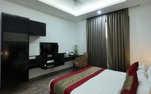 ACE 7 Hotel and Residence