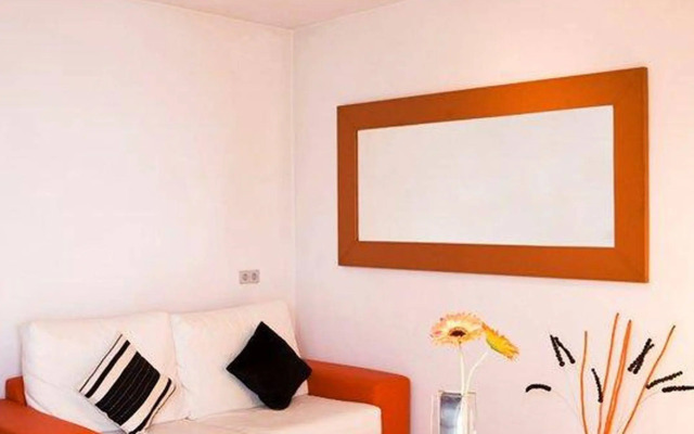 Apartamentos & Suites Real de Cartuja