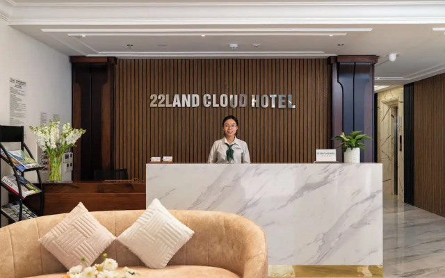 22Land Cloud Hotel
