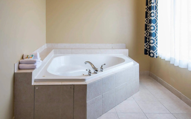 Garner Hotel Liberty Lake by IHG