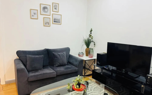 2 bedrooms in makati with balcony