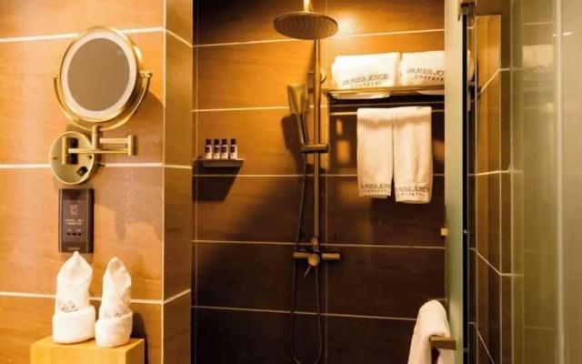 James Joyce Coffetel - Zhuhai Sports Center Mingzhu Station