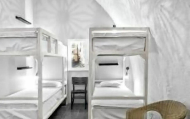 Ramilton Old Town Hostel