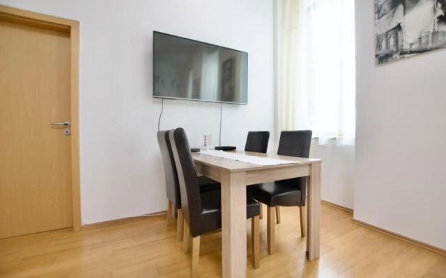 Premium Apartment by Hi5 - Vitkovics Suite
