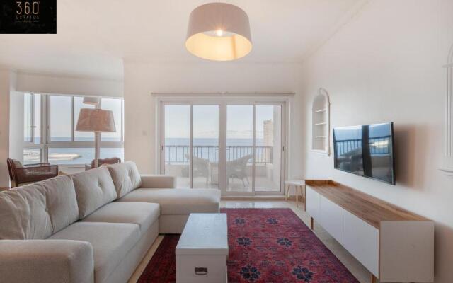Breathtaking Seafront 3BD, Sliema coast by 360 Estates