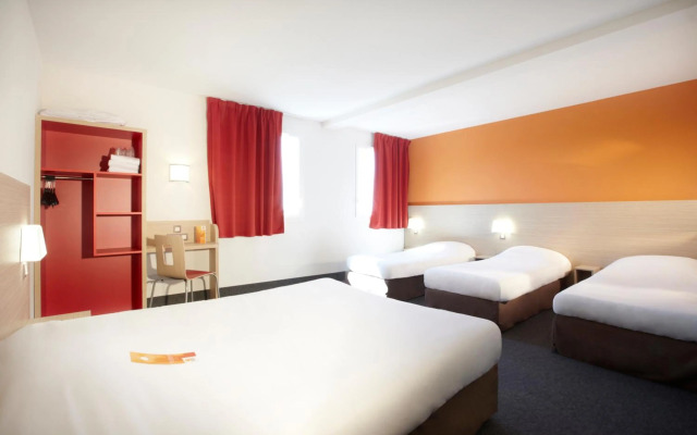 Première Classe Istres