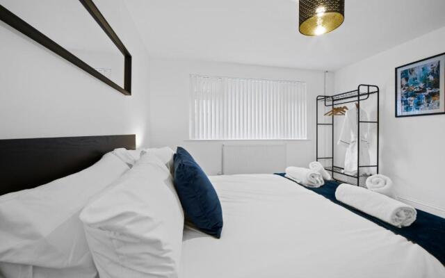 Village Hideaway 2 Bedroom Apartment North Cardiff