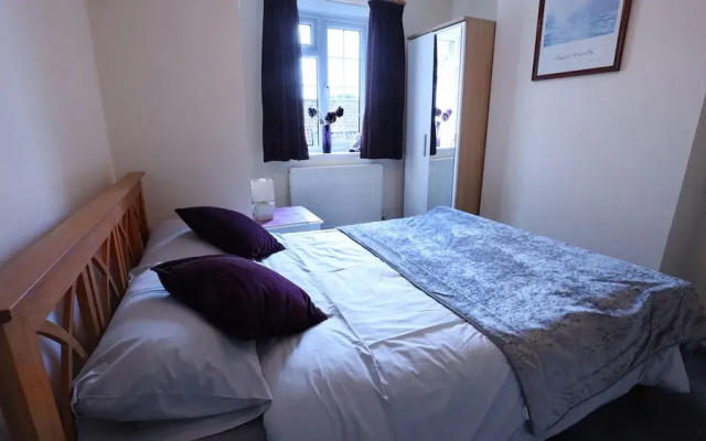 Charming 2Br Edwardian House In Market Town
